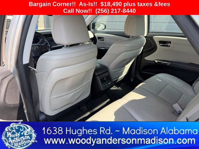 Used 2017 Toyota Avalon Limited w/ Carpet Mat Package FWD image 10