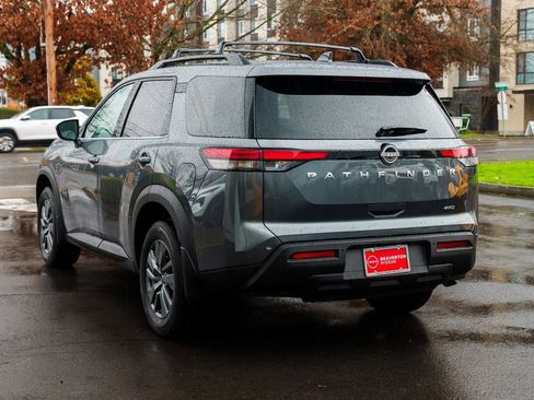 New 2025 Nissan Pathfinder SV w/ Cargo Package image 4