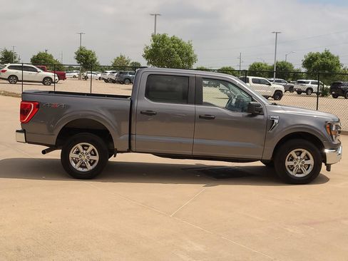 Used 2023 Ford F150 XLT AWD/4WD image 4