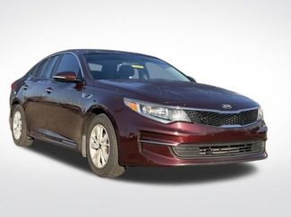 Used 2017 Kia Optima LX 360° Tour
