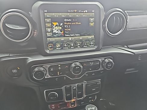 Certified 2021 Jeep Wrangler Unlimited Rubicon image 31