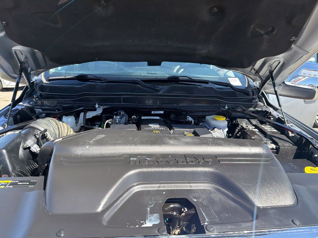 Used 2024 RAM 2500 Laramie w/ Safety Group AWD/4WD image 15