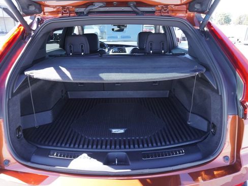 Used 2019 Cadillac XT4 Premium Luxury w/ Enhanced Visibility Package image 8