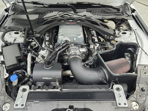 Used 2020 Ford Mustang Shelby GT500 w/ Technology Package RWD image 67
