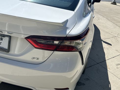 Used 2024 Toyota Camry SE w/ Cold Weather Package FWD image 12