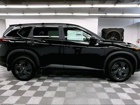 New 2026 Nissan Rogue SV w/ Cold Weather Package AWD/4WD image 18