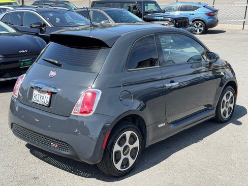 Used 2018 FIAT 500 e FWD image 5