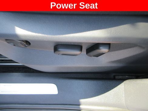 Used 2019 Volkswagen Tiguan SEL Premium R-Line FWD image 28