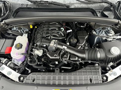 New 2025 Jeep Grand Cherokee Limited w/ Luxury Tech Group II image 9