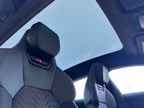 New 2026 Audi S e-tron GT Prestige image 13