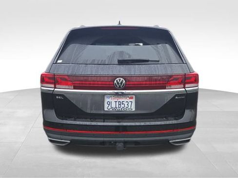 Used 2024 Volkswagen Atlas SEL image 6