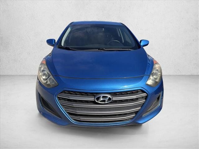 Used 2017 Hyundai Elantra GT FWD image 8
