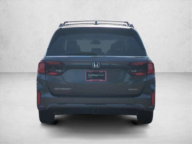 New 2027 Honda Odyssey Touring image 8