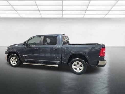 Used 2025 RAM 1500 Big Horn AWD/4WD image 8