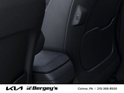 Used 2025 Kia EV6 Light w/ Light LR Technology Package AWD/4WD image 32