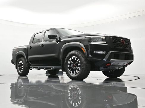 Used 2023 Nissan Frontier PRO-4X w/ Tow Package AWD/4WD image 38