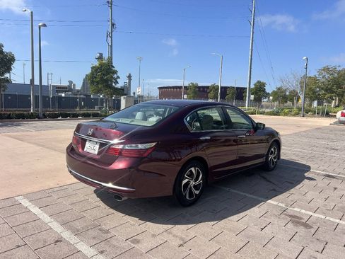Used 2016 Honda Accord LX image 4
