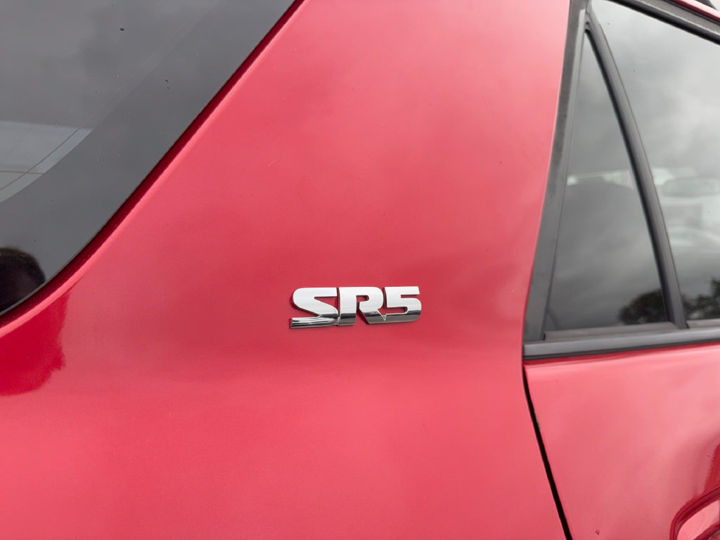 Used 2020 Toyota 4Runner SR5 AWD/4WD image 10