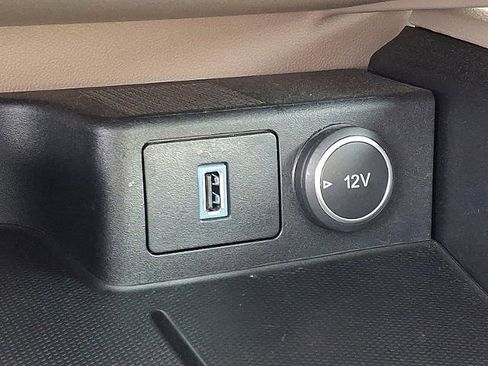 Certified 2020 Ford Escape SE image 25