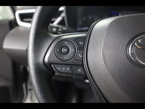 Used 2024 Toyota Corolla LE FWD image 21