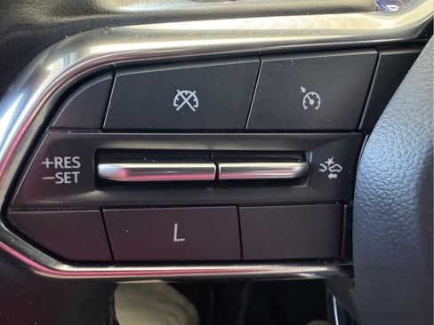 Used 2024 Chevrolet Traverse LT AWD/4WD image 14