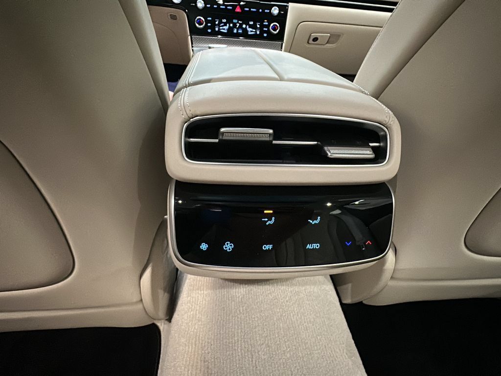 Certified 2025 Genesis G80 3.5T Sport Prestige AWD/4WD image 25