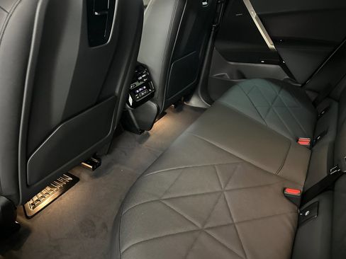 New 2026 BMW iX xDrive60 image 21