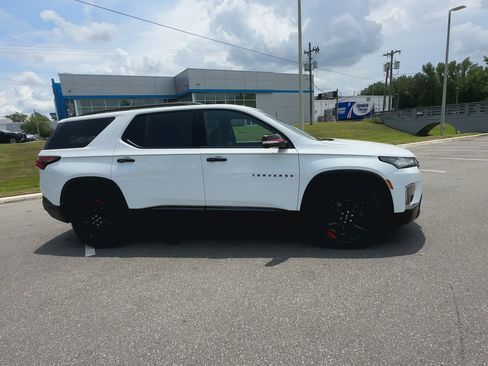 Certified 2023 Chevrolet Traverse Premier w/ Redline Edition image 10