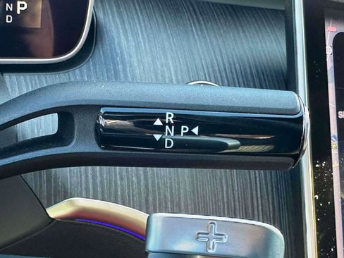 Used 2025 Mercedes-Benz C 300 4MATIC Sedan image 20