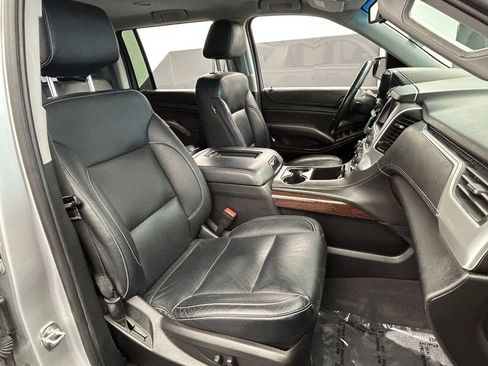 Used 2019 GMC Yukon XL SLE w/ Convenience Package image 48