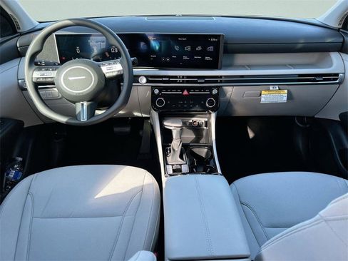 New 2026 Hyundai Tucson SEL image 12
