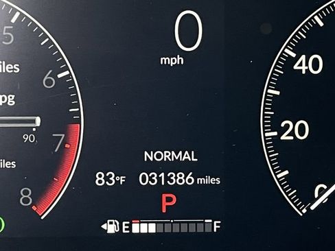 Used 2025 Honda HR-V LX image 14