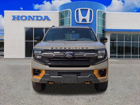 Used 2026 Ford Expedition Tremor AWD/4WD image 8