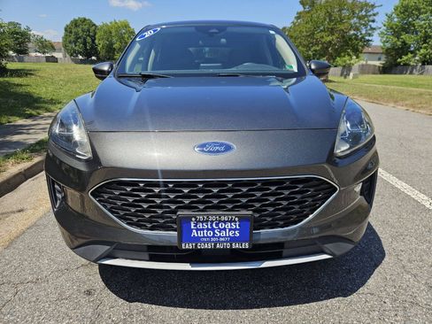 Used 2020 Ford Escape SE AWD/4WD image 9