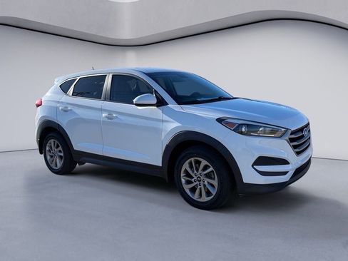 Used 2018 Hyundai Tucson SE image 7