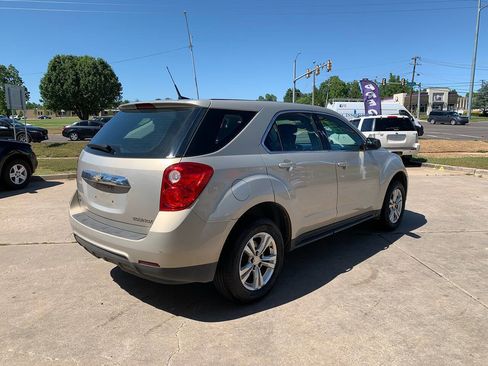 Used 2012 Chevrolet Equinox LS FWD image 7