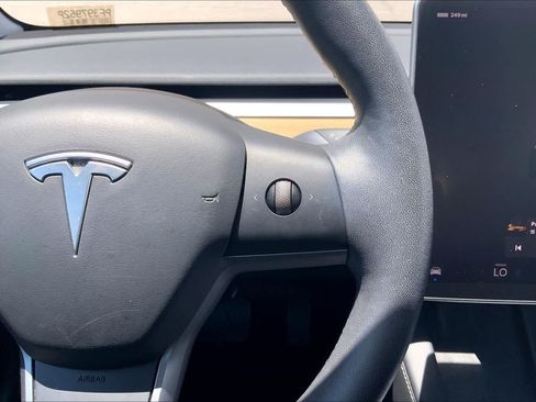 Used 2023 Tesla Model 3 Standard Range RWD image 24