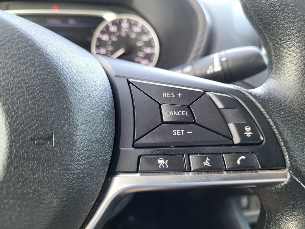 Used 2024 Nissan Sentra SV FWD image 19