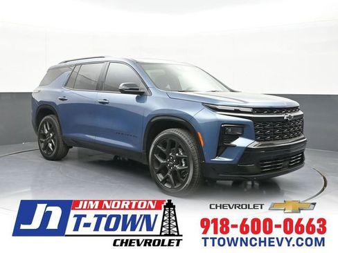 New 2026 Chevrolet Traverse RS w/ LPO, Floor Liner Package FWD image 1