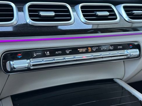 Used 2022 Mercedes-Benz GLE 350 4MATIC image 41