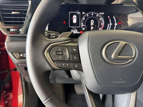 Certified 2024 Lexus NX 250 FWD w/ Towing Package (2000 Lbs) image 15
