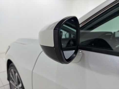 Certified 2023 Acura Integra Base image 9