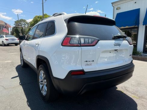 Used 2019 Jeep Cherokee Latitude Plus w/ Comfort/Convenience Group AWD/4WD image 7