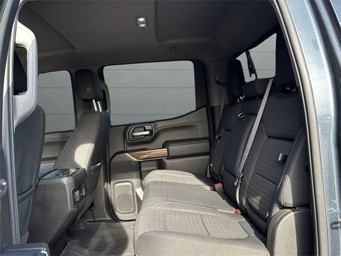 Used 2021 Chevrolet Silverado 1500 RST image 22