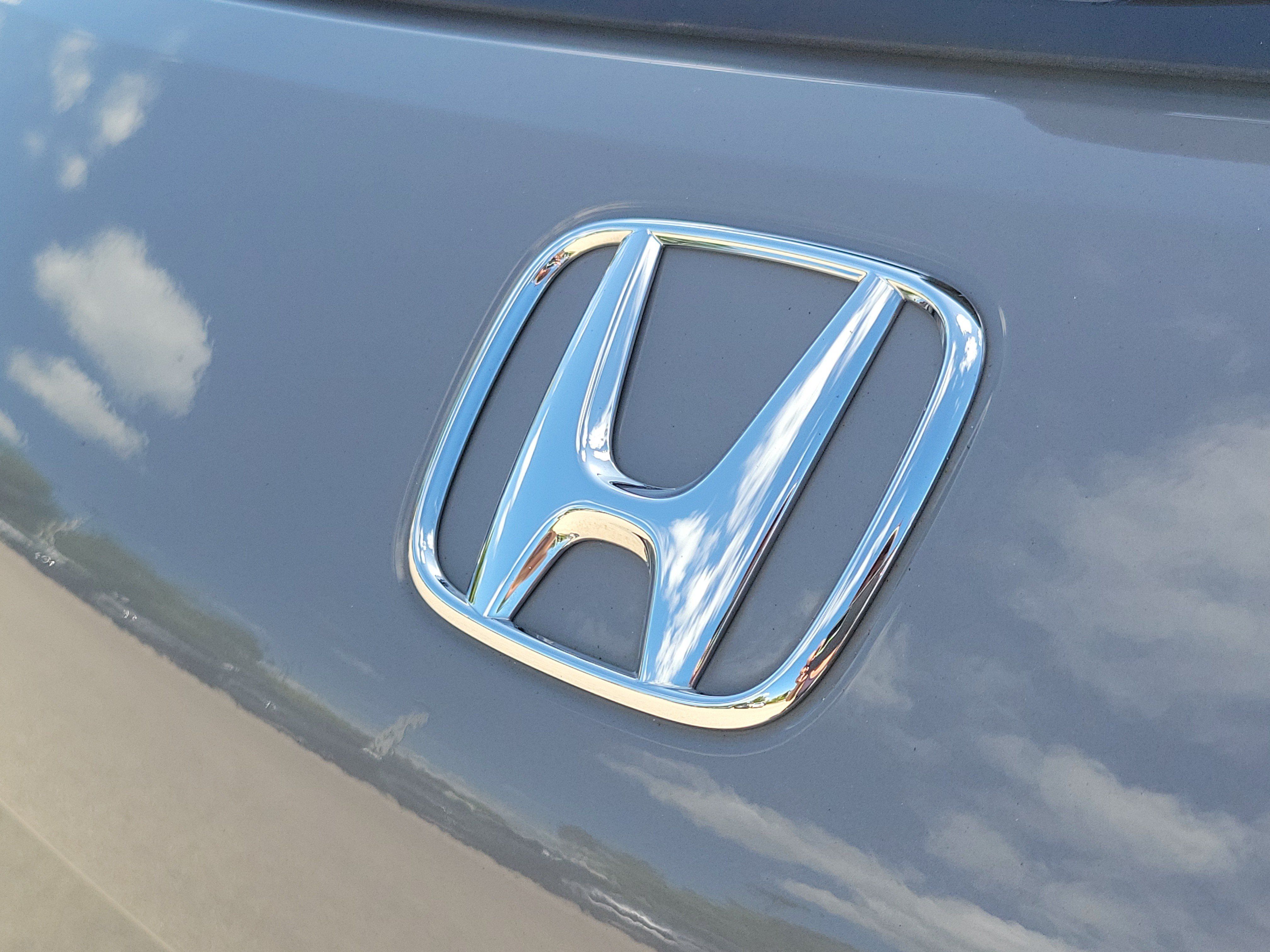 Used 2025 Honda HR-V Sport image 8