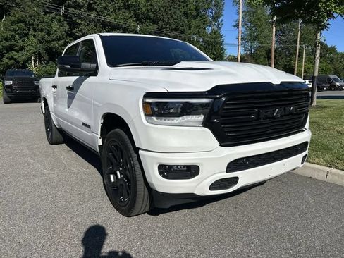 Used 2023 RAM 1500 Laramie AWD/4WD image 2