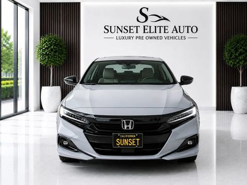 Used 2022 Honda Accord Sport image 2
