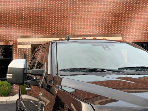 Used 2019 Ford F250 Platinum AWD/4WD image 12