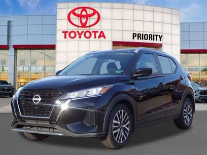 Used 2023 Nissan Kicks SV