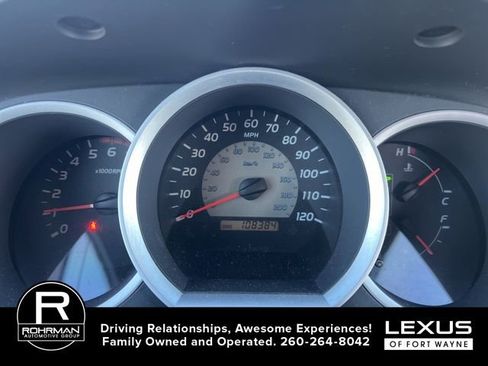 Used 2011 Toyota Tacoma 4x4 Access Cab V6 image 10